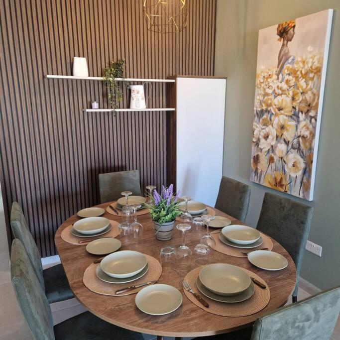 Centrally Located, Well Equipped, Stylish Flat. San Pawl il-Baħar Extérieur photo
